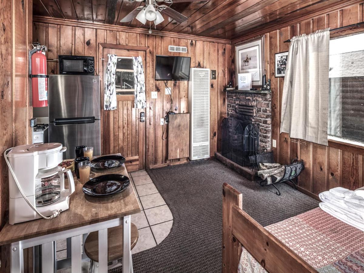 Perfect Cabin, 2 Bedrooms, Fireplace, Midtown, Sleeps 5 Ruidoso Luaran gambar